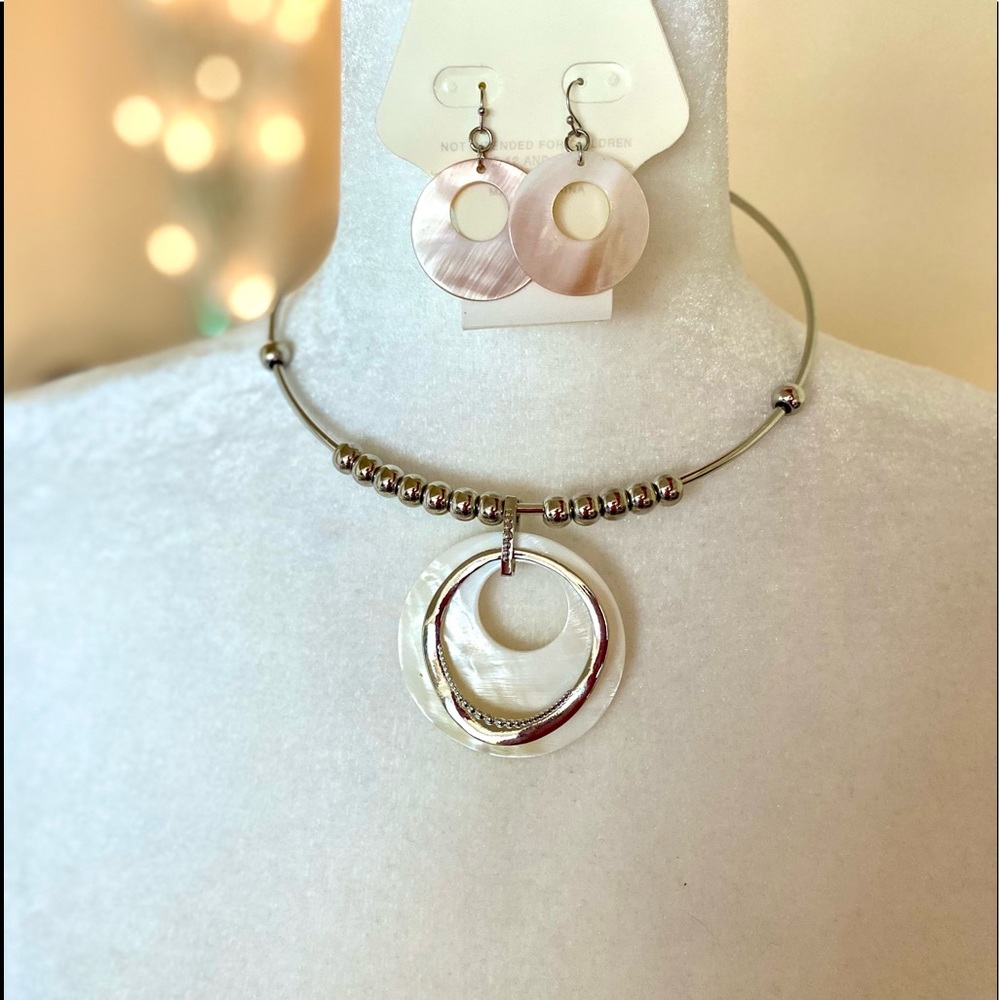 C 1946 Sterling Silver Necklace embroidered Pendant and pair of earrings